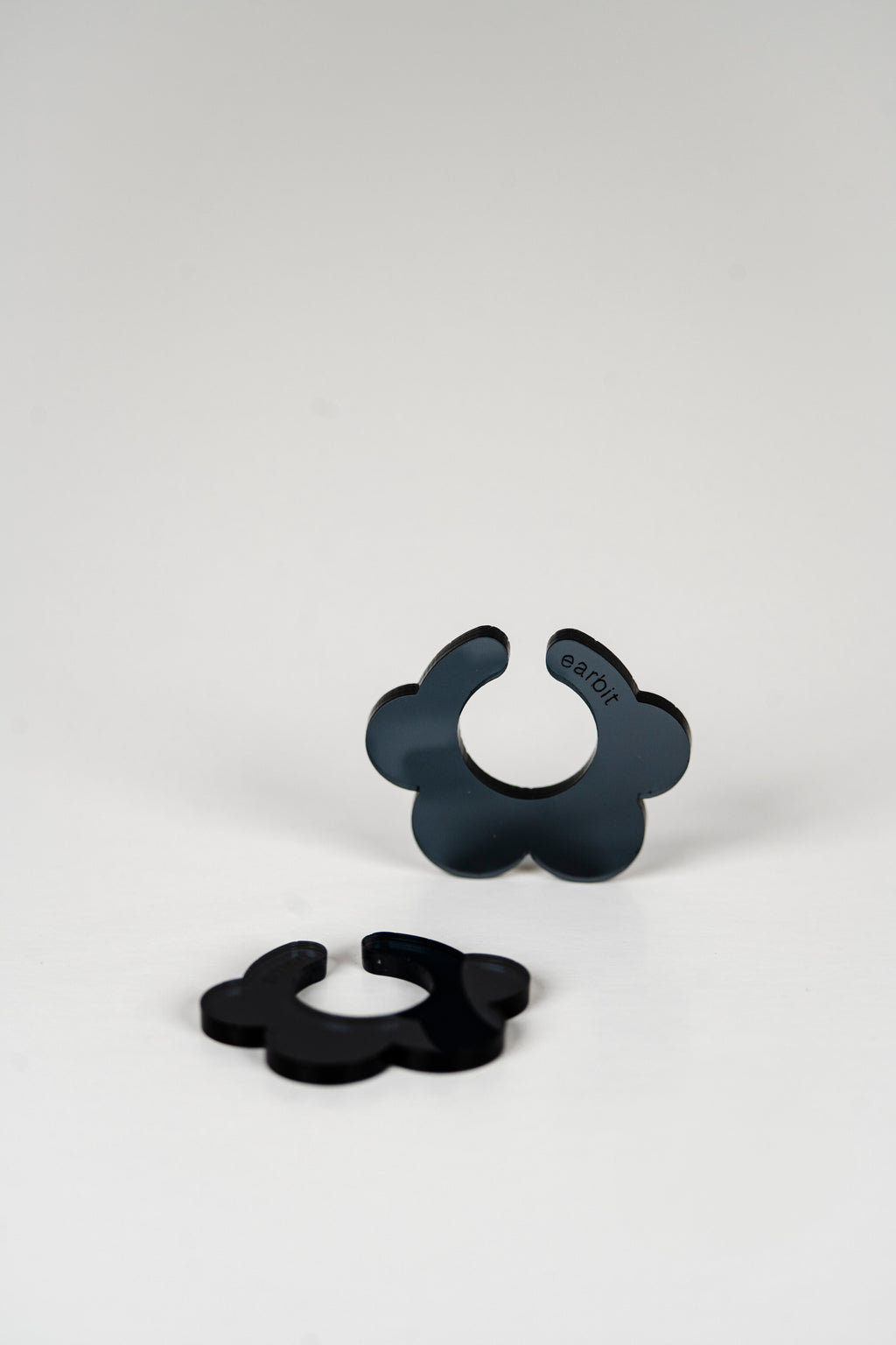 EARBIT KUKKA earcuffs HIILI | 01