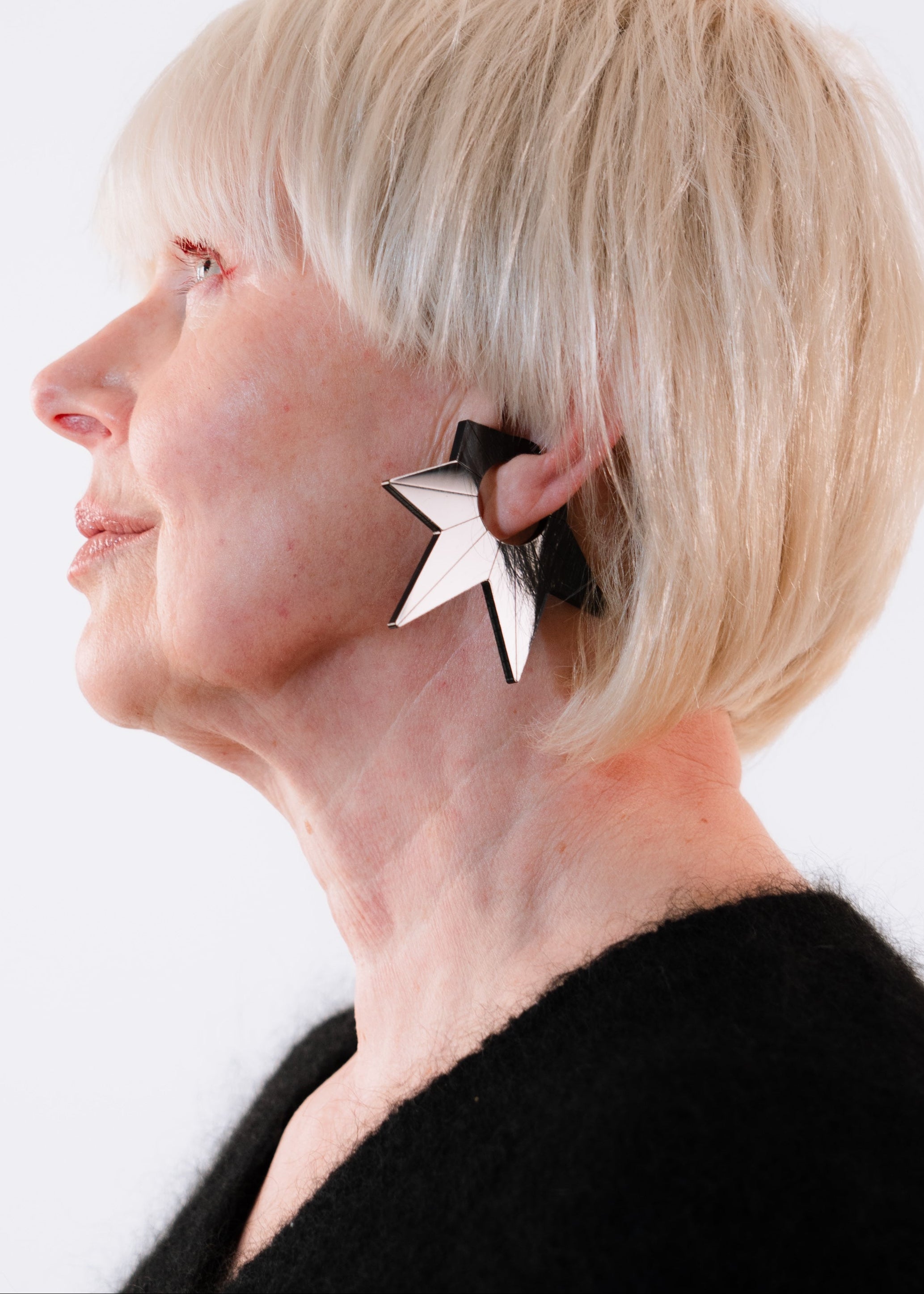 TÄHTI earcuffs HIILI