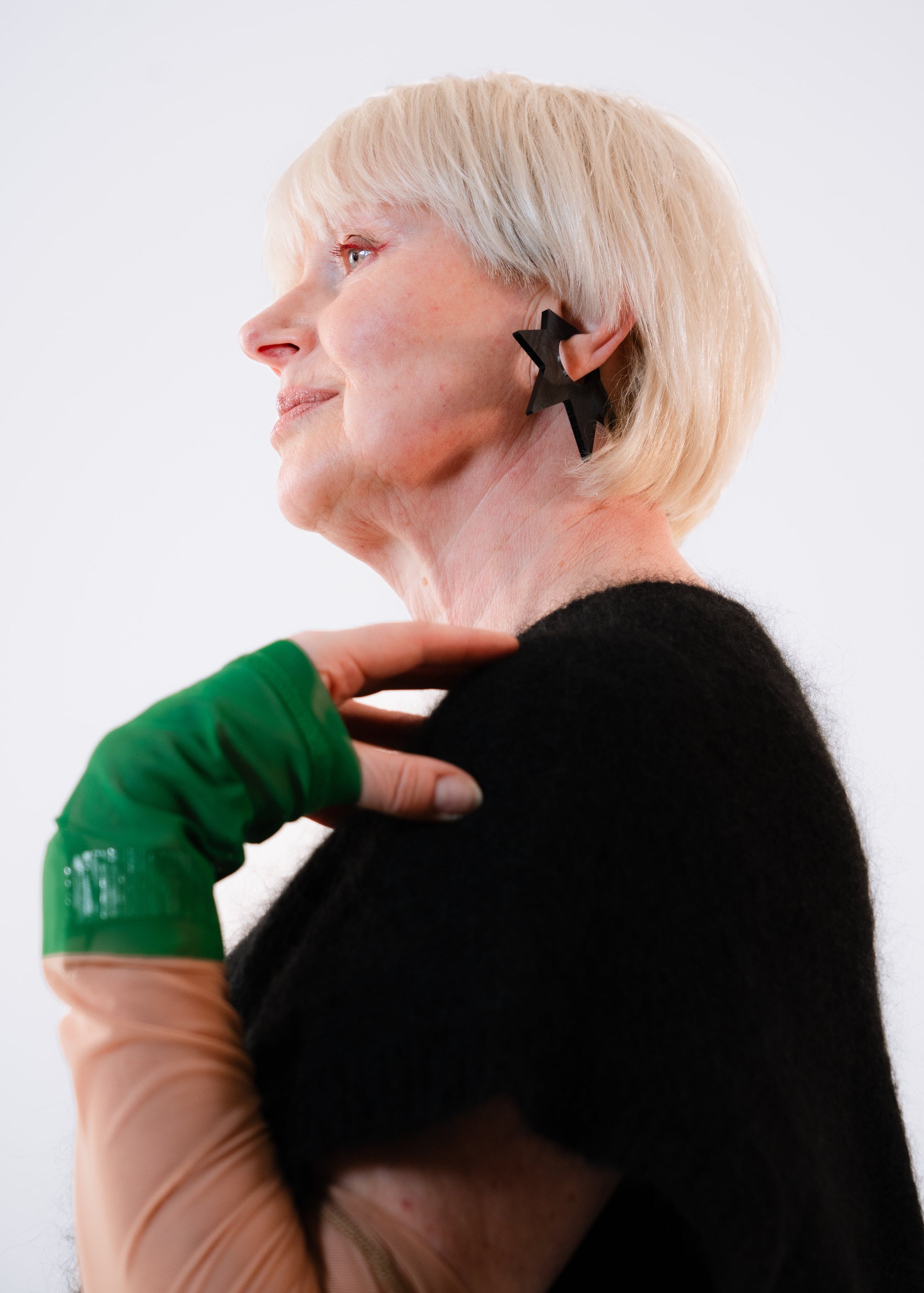 TÄHTI earcuffs HIILI